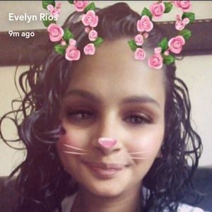 Meet your Posher, Evelyn